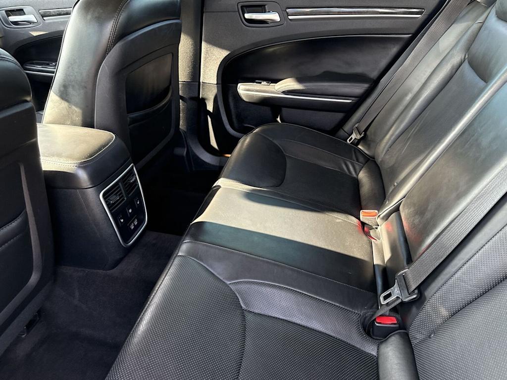 Thumbnail: 2016 Chrysler 300 - 21