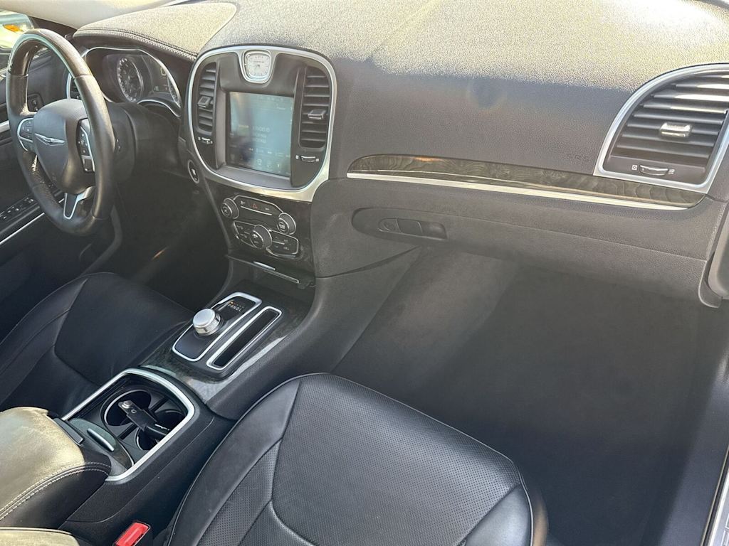 Thumbnail: 2016 Chrysler 300 - 2