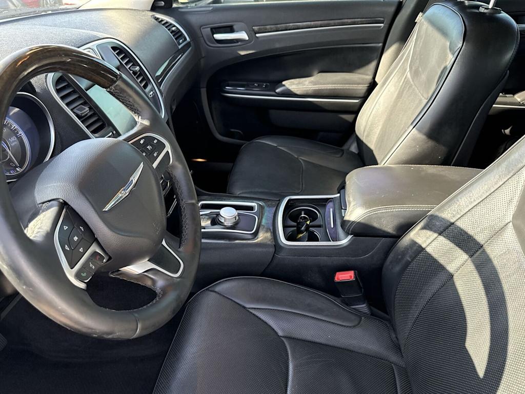Thumbnail: 2016 Chrysler 300 - 10