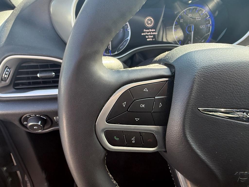 Thumbnail: 2025 Chrysler Pacifica - 19