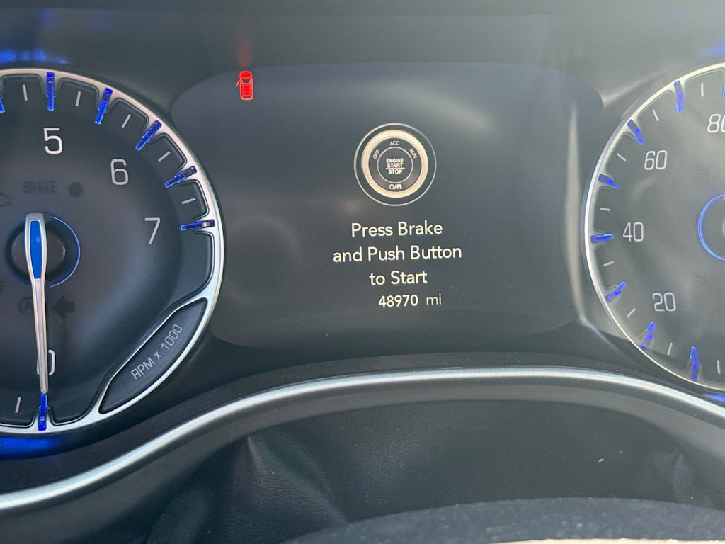 Thumbnail: 2025 Chrysler Pacifica - 6