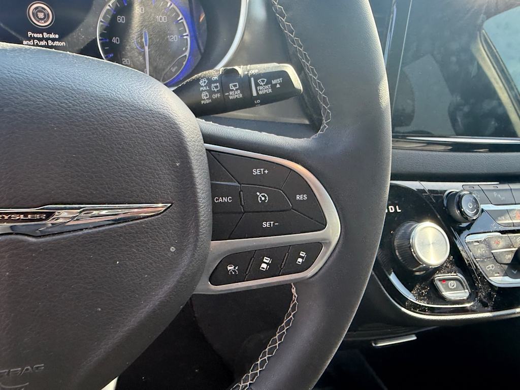 Thumbnail: 2025 Chrysler Pacifica - 20