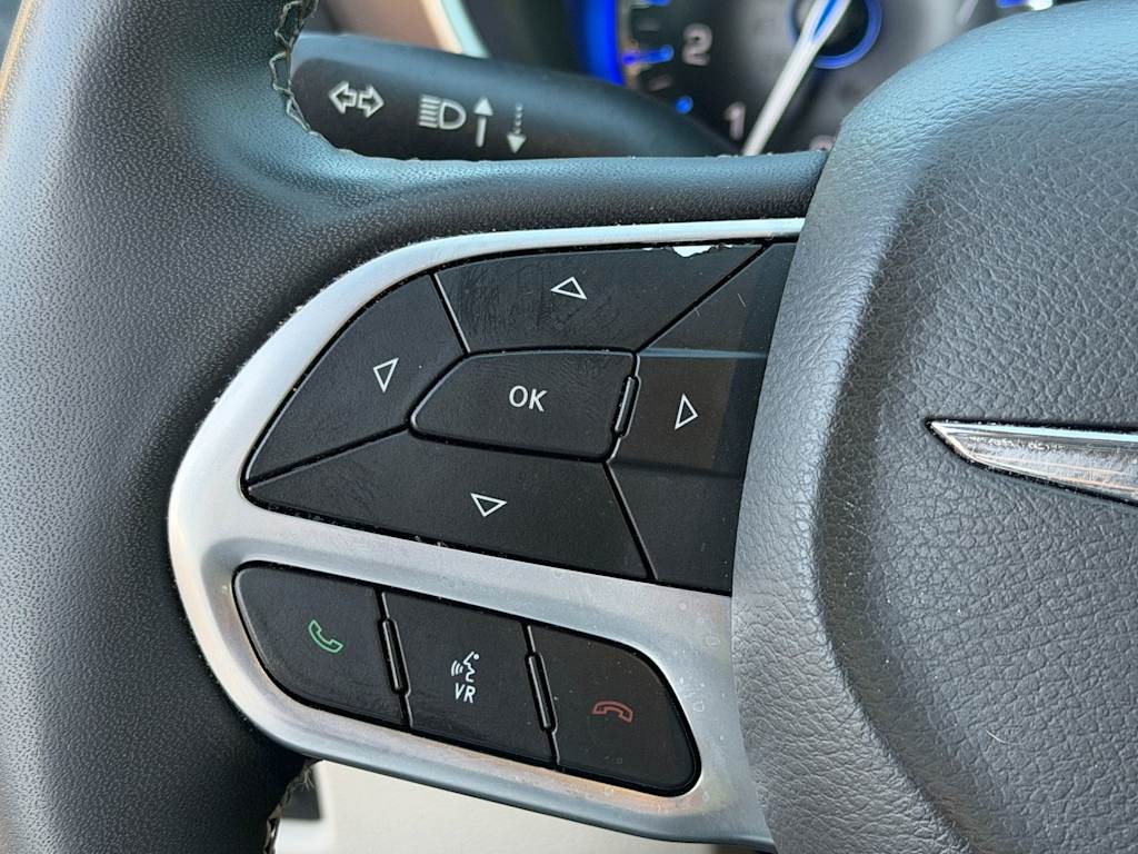 Thumbnail: 2024 Chrysler Voyager - 28