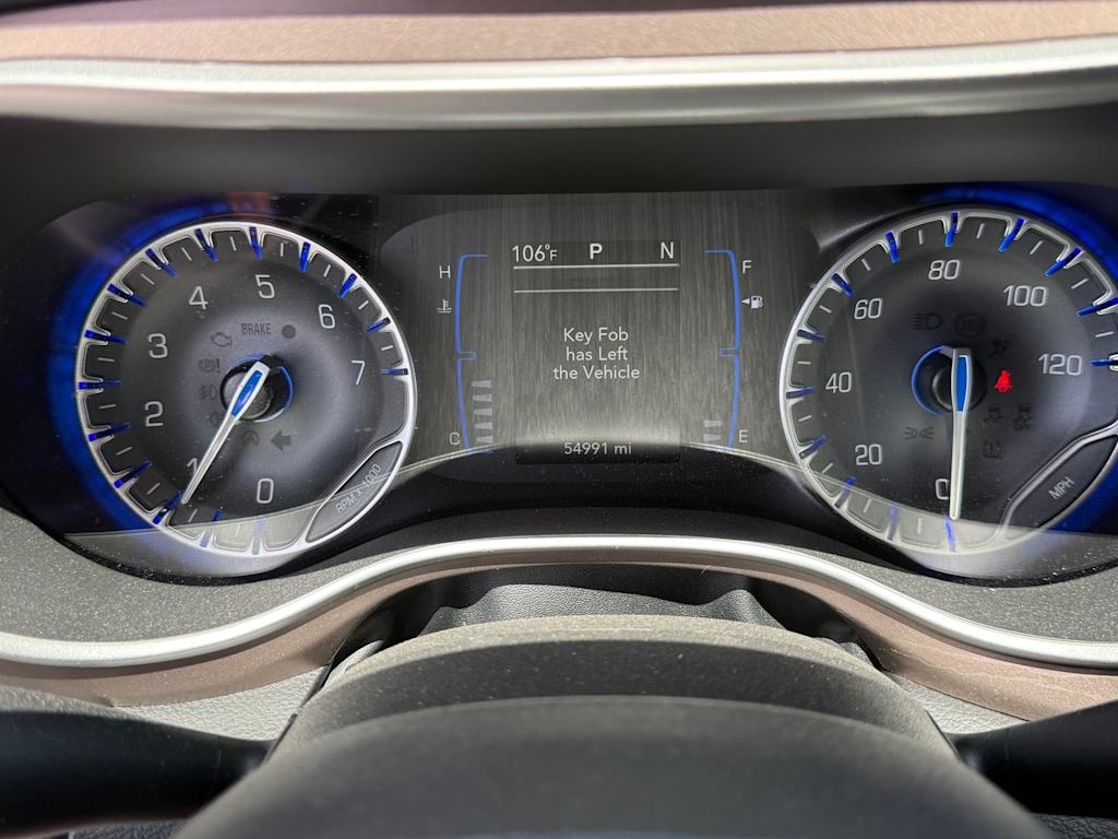 Thumbnail: 2024 Chrysler Voyager - 13