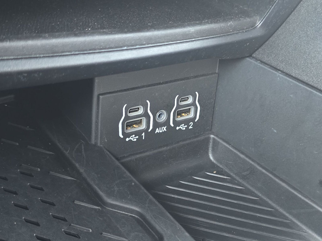 Thumbnail: 2025 Chrysler Pacifica - 29