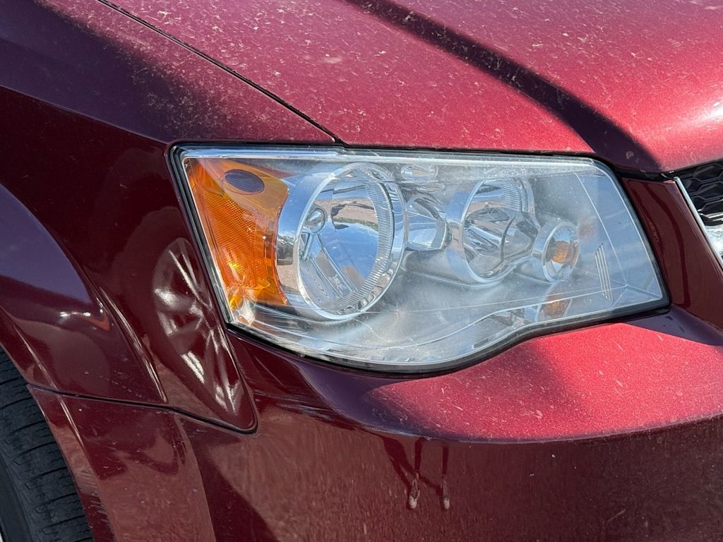 Thumbnail: 2017 Dodge Grand Caravan - 16