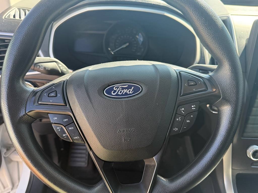 Thumbnail: 2021 Ford Edge - 18