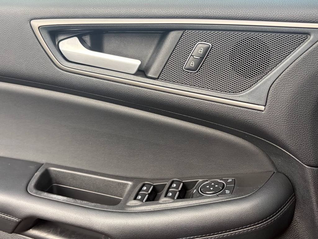 Thumbnail: 2024 Ford Edge - 28