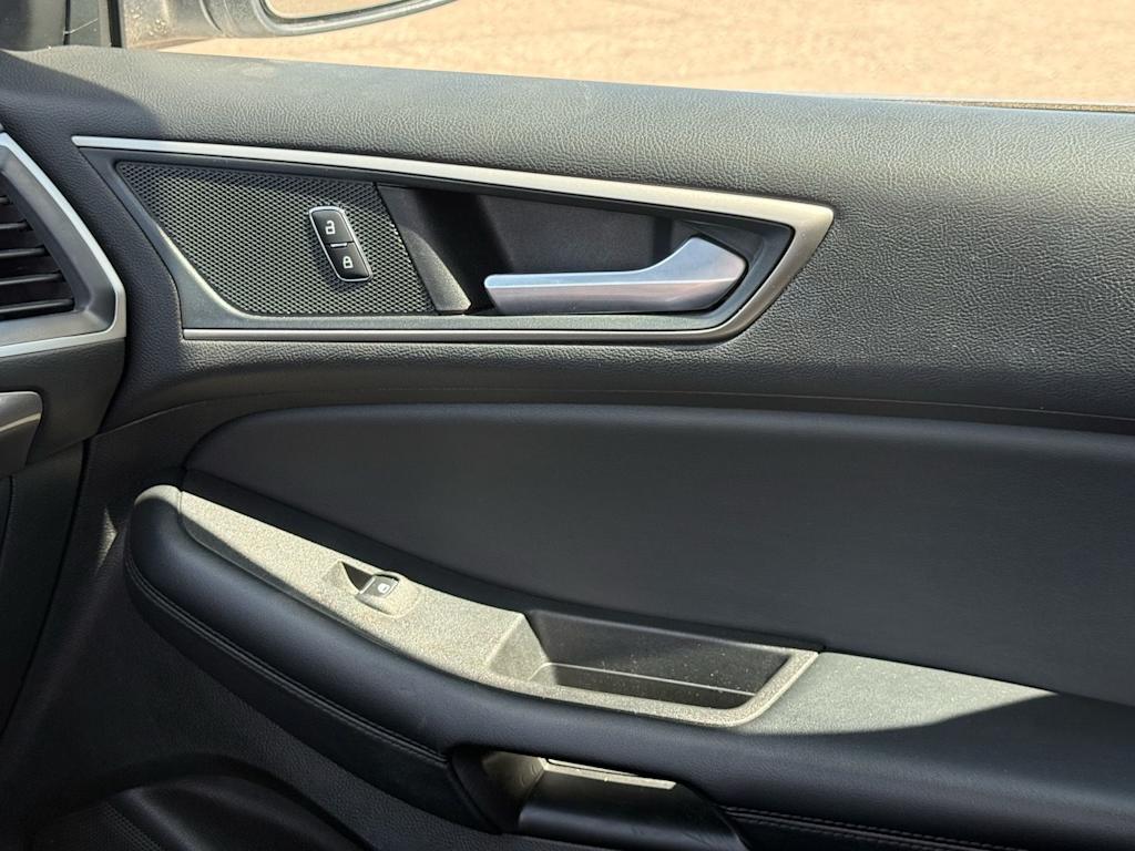 Thumbnail: 2024 Ford Edge - 25