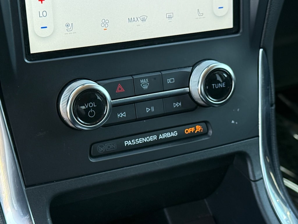 Thumbnail: 2024 Ford Edge - 26