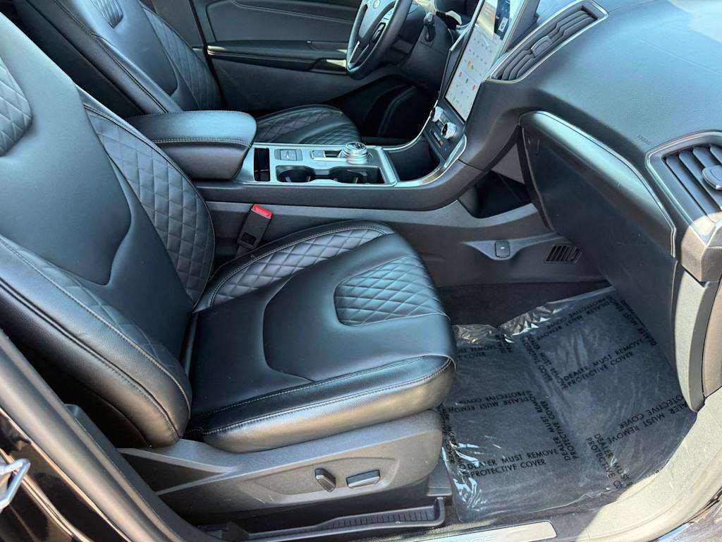 Thumbnail: 2024 Ford Edge - 30