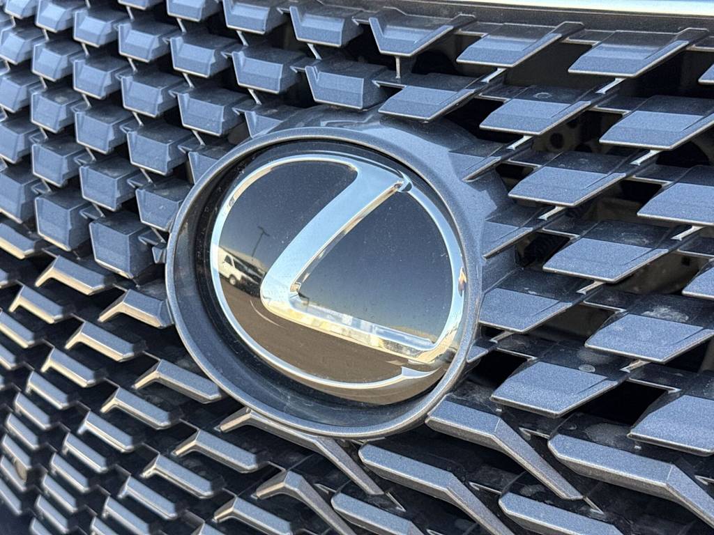 Thumbnail: 2021 Lexus RX - 7