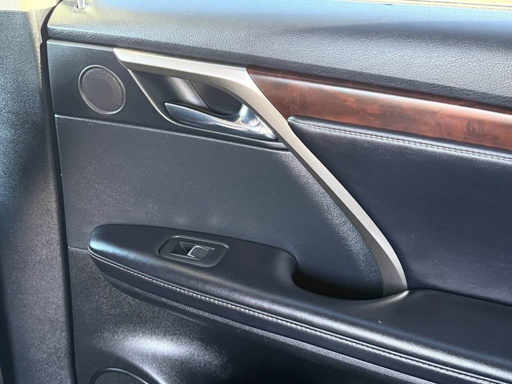 Thumbnail: 2020 Lexus RX - 21