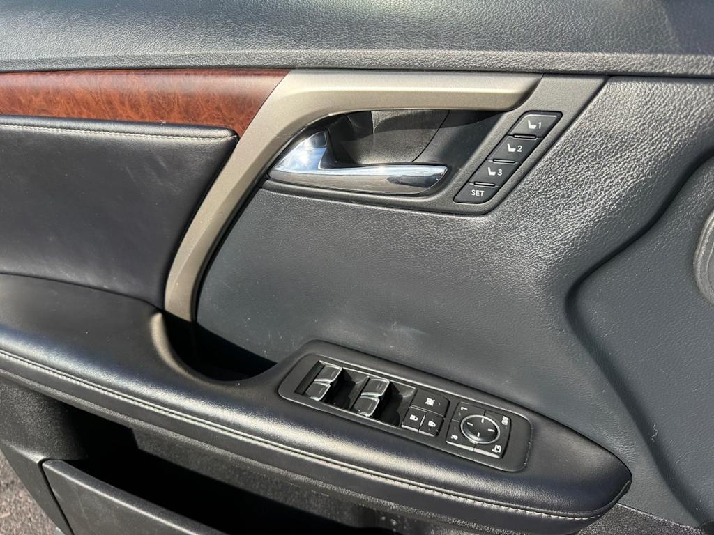 Thumbnail: 2020 Lexus RX - 24