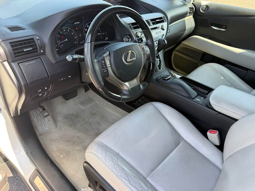 Thumbnail: 2015 Lexus RX - 2