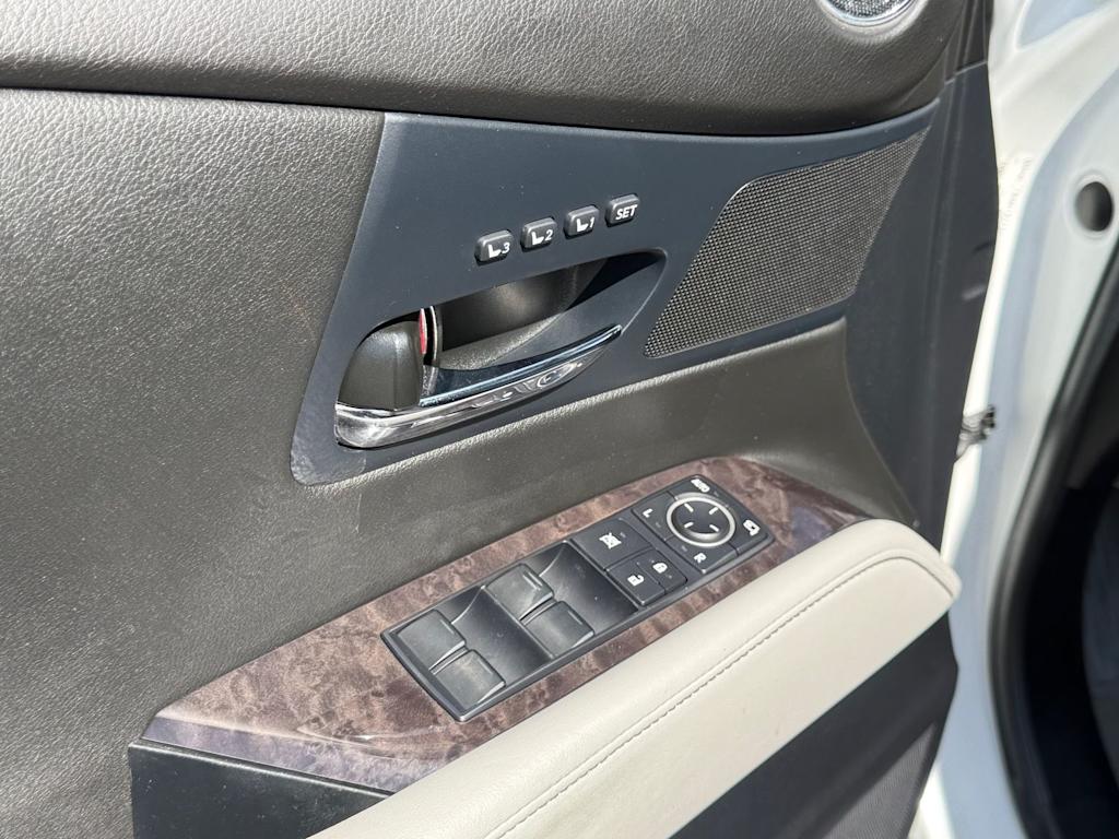 Thumbnail: 2015 Lexus RX - 21