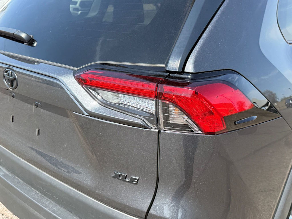 Thumbnail: 2025 Toyota RAV4 - 18