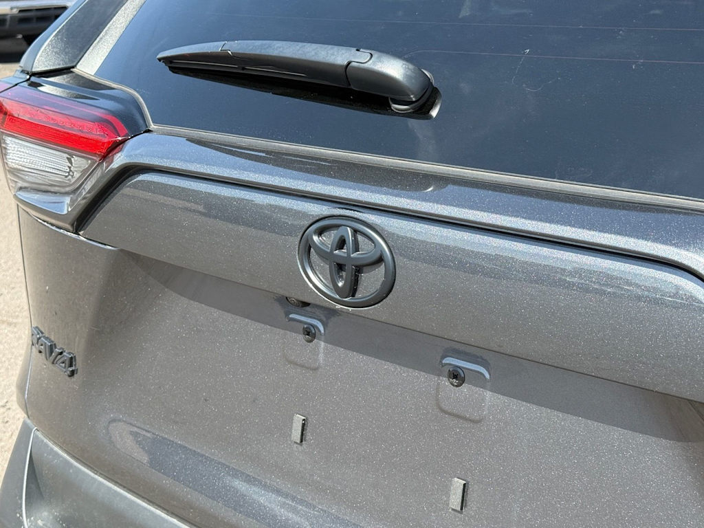 Thumbnail: 2025 Toyota RAV4 - 19