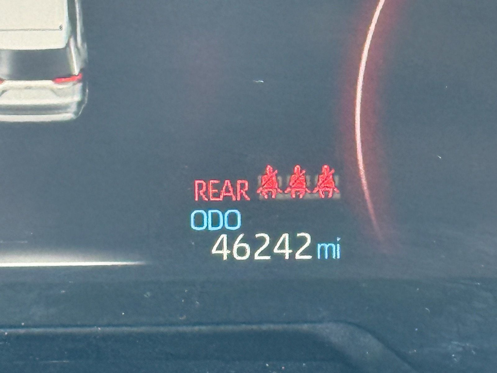 Thumbnail: 2025 Toyota RAV4 - 24