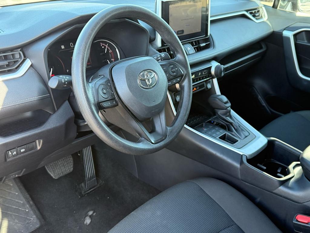 Thumbnail: 2025 Toyota RAV4 - 2