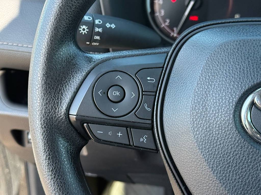 Thumbnail: 2025 Toyota RAV4 - 22