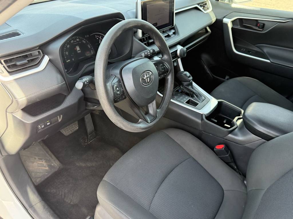 Thumbnail: 2023 Toyota RAV4 - 7