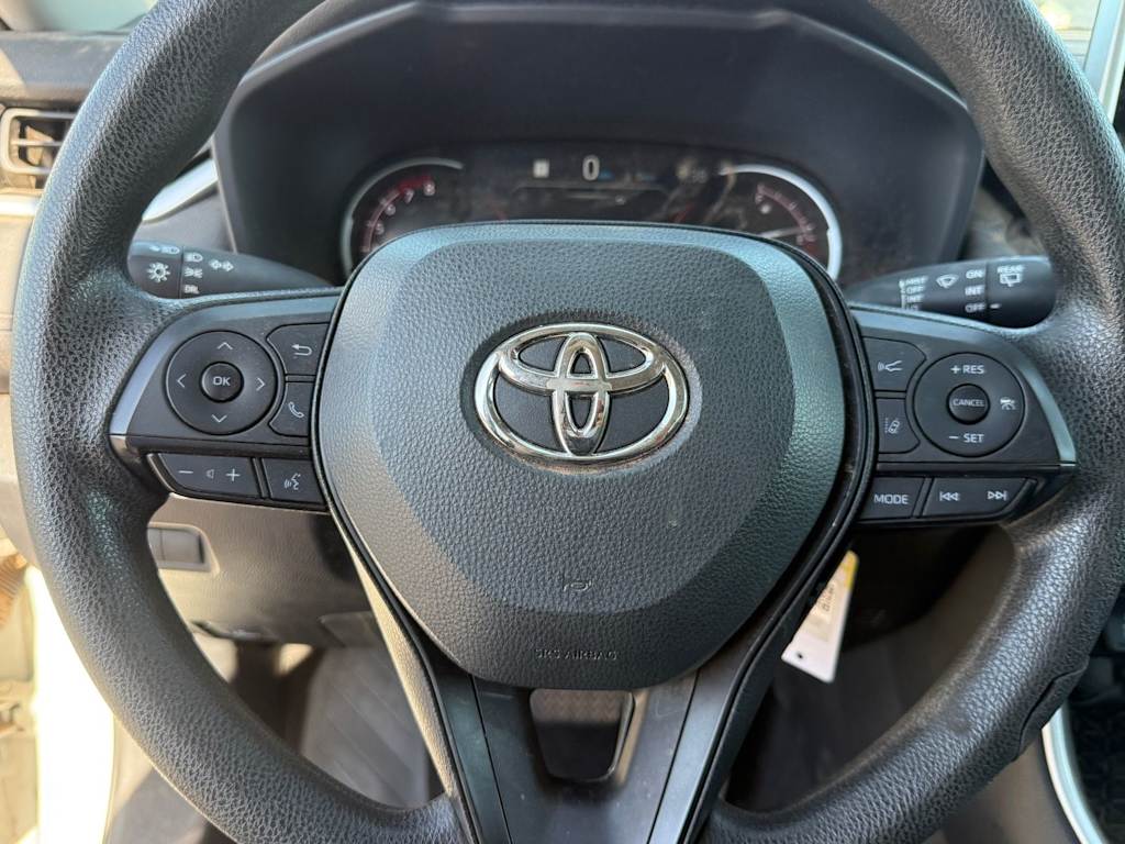 Thumbnail: 2023 Toyota RAV4 - 14