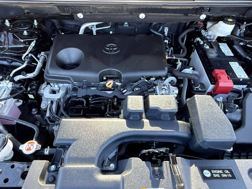 Thumbnail: 2024 Toyota RAV4 - 8