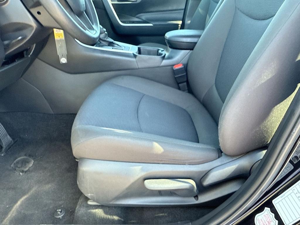 Thumbnail: 2024 Toyota RAV4 - 23