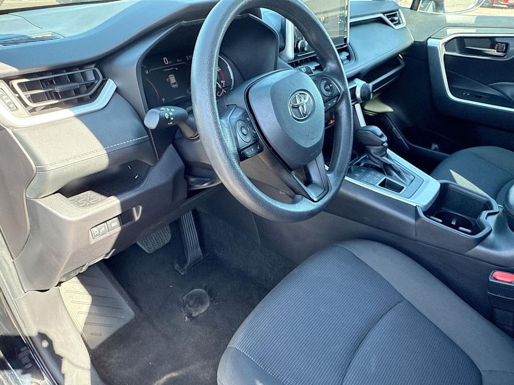 Thumbnail: 2024 Toyota RAV4 - 13