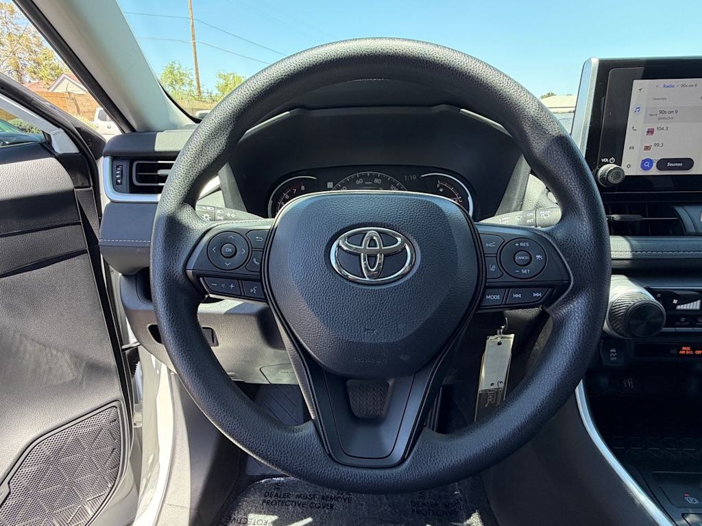 Thumbnail: 2025 Toyota RAV4 - 8