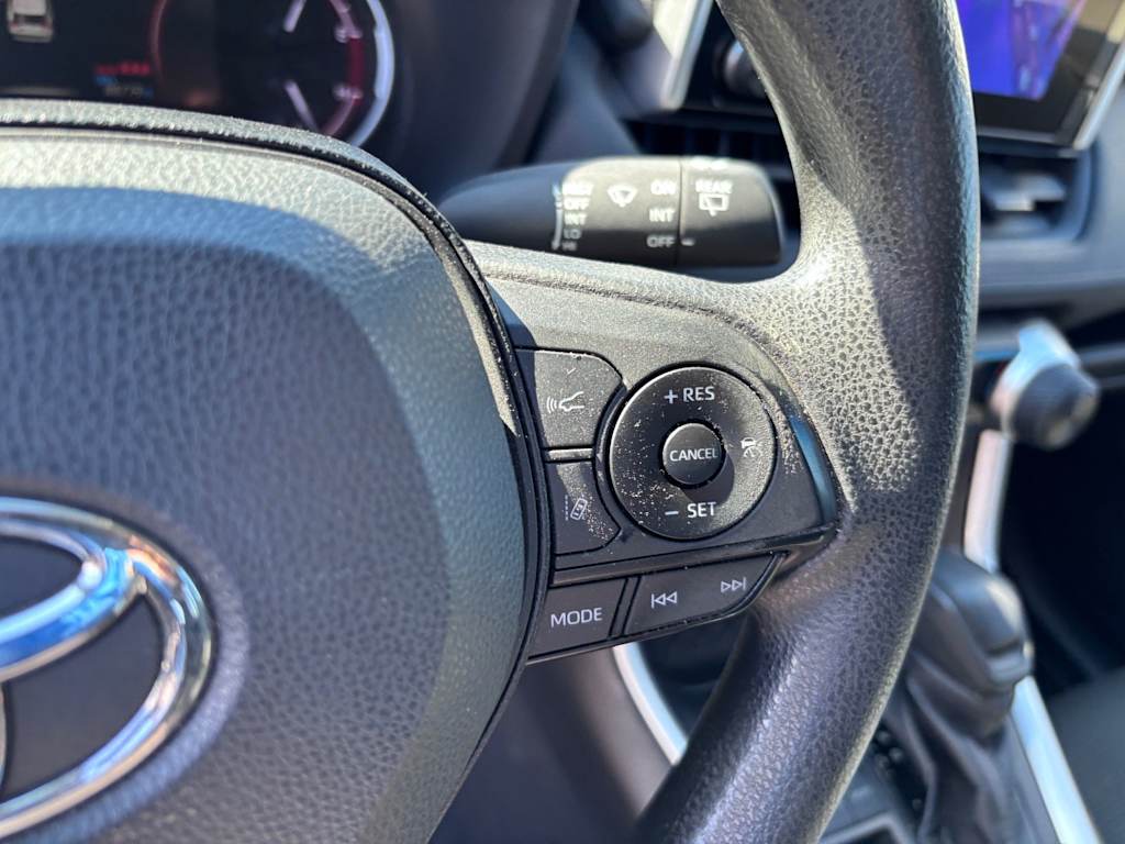Thumbnail: 2024 Toyota RAV4 - 20