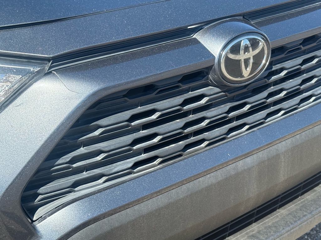 Thumbnail: 2020 Toyota RAV4 - 22