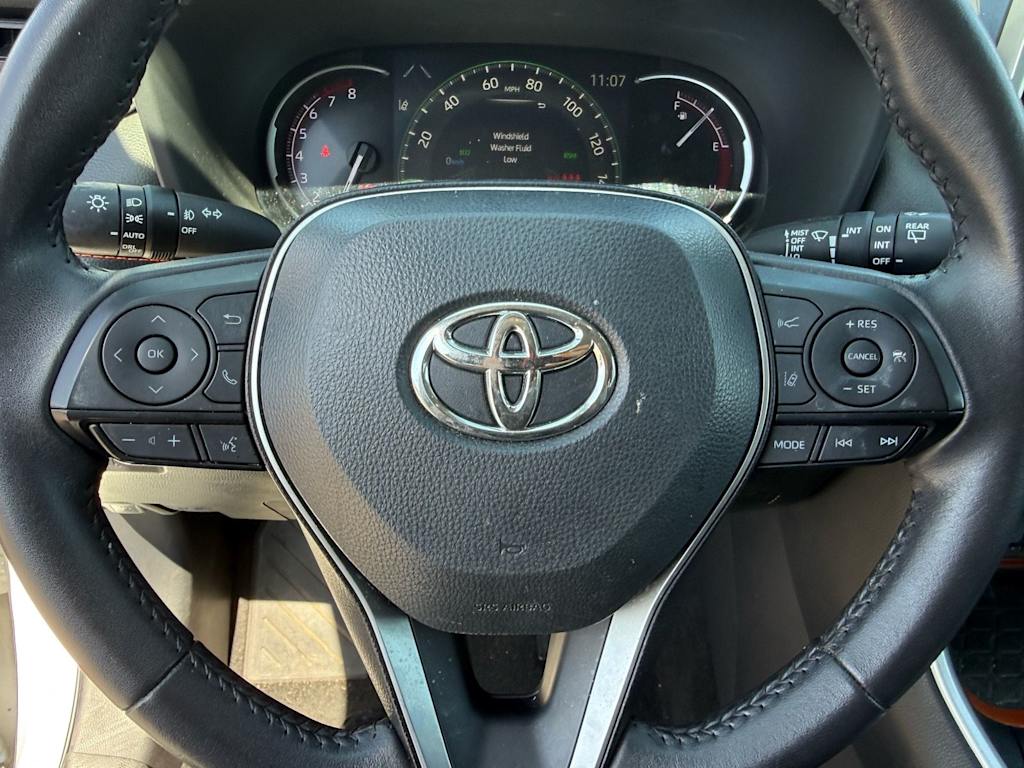 Thumbnail: 2024 Toyota RAV4 - 23