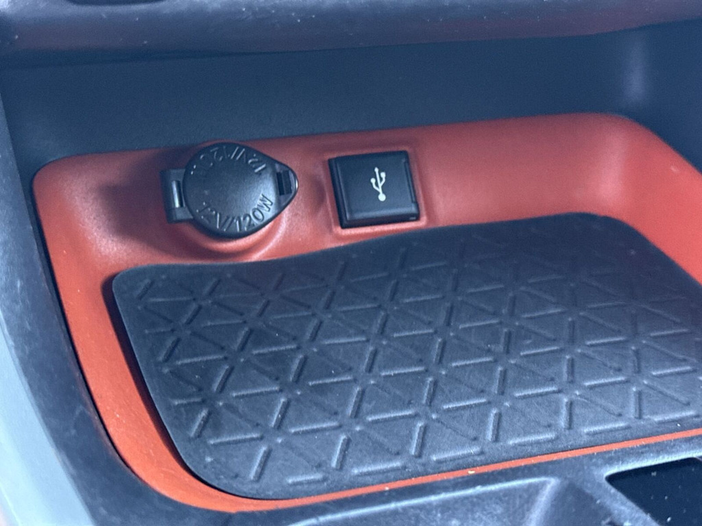 Thumbnail: 2022 Toyota RAV4 - 6