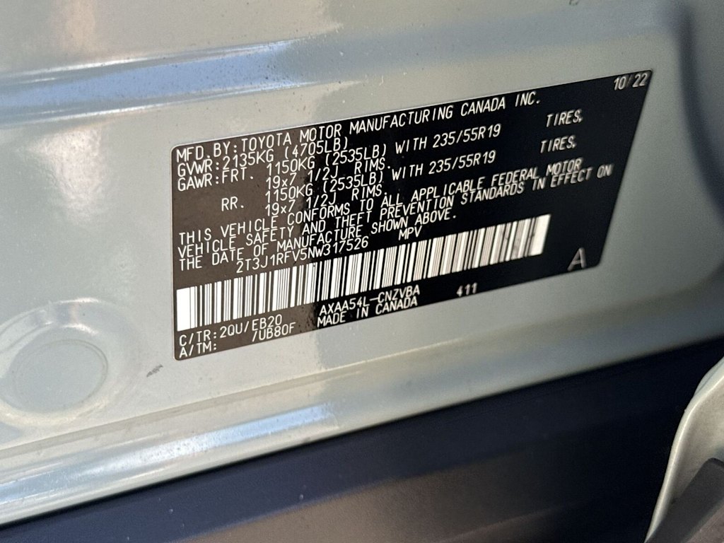 Thumbnail: 2022 Toyota RAV4 - 17