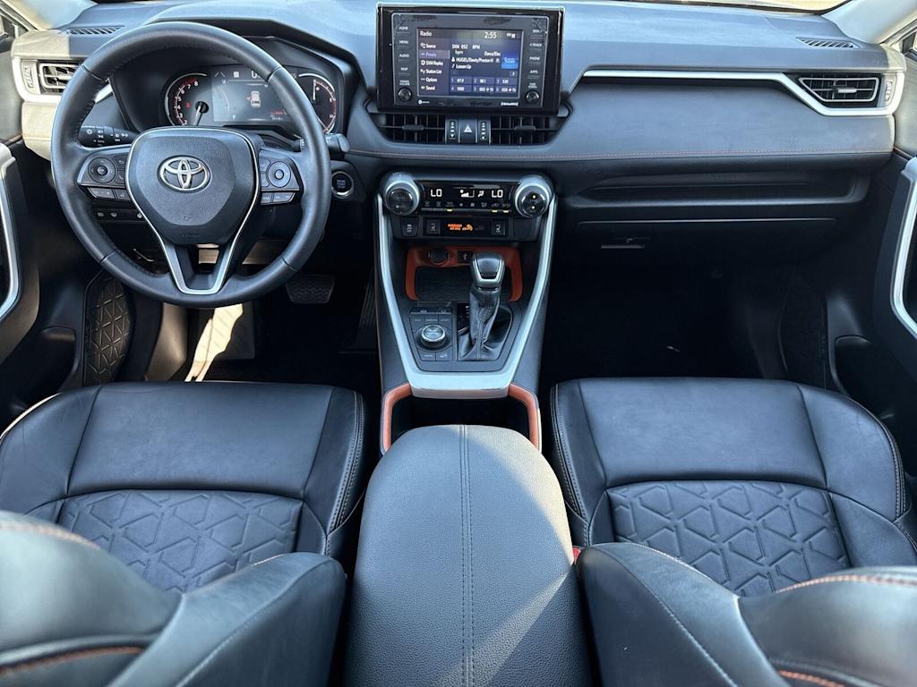 Thumbnail: 2022 Toyota RAV4 - 9