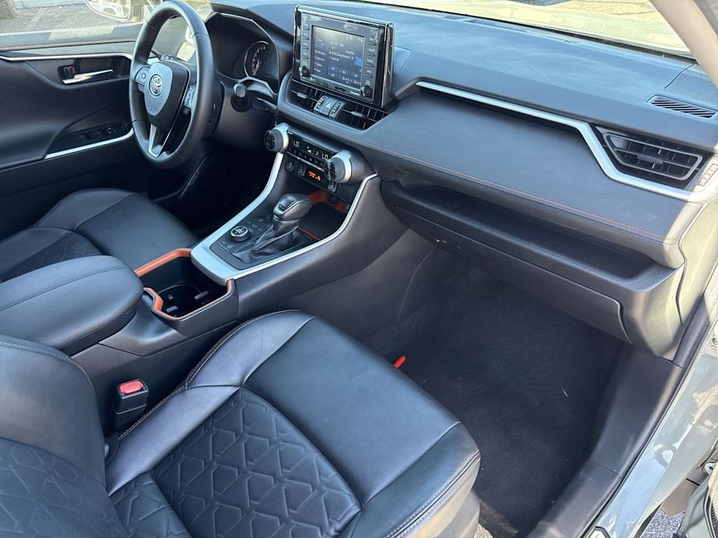 Thumbnail: 2022 Toyota RAV4 - 2