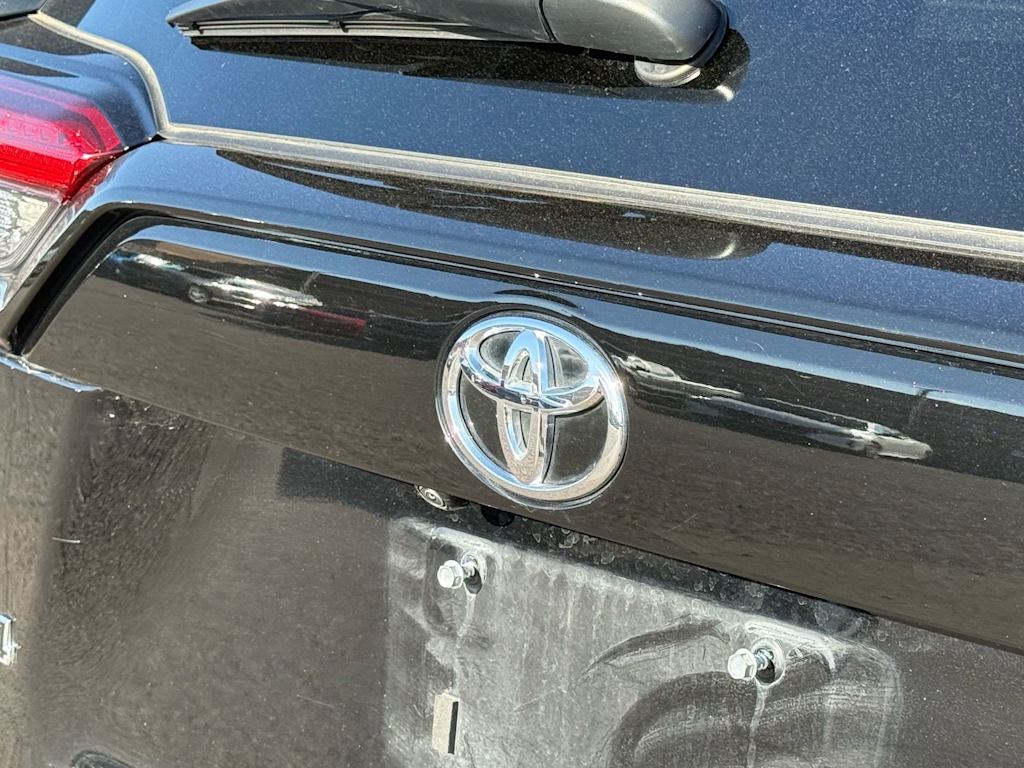 Thumbnail: 2025 Toyota RAV4 - 15