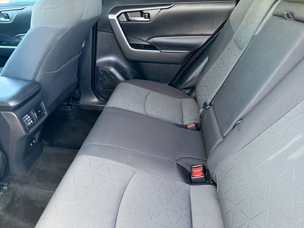 Thumbnail: 2021 Toyota RAV4 - 12