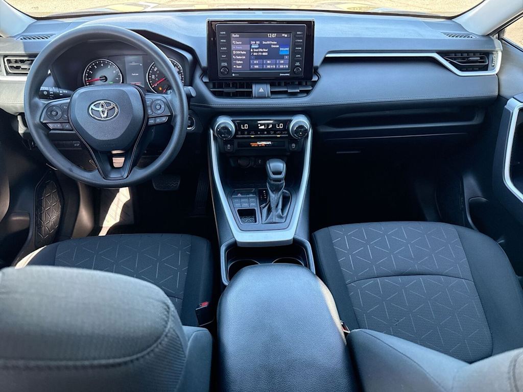 Thumbnail: 2021 Toyota RAV4 - 9