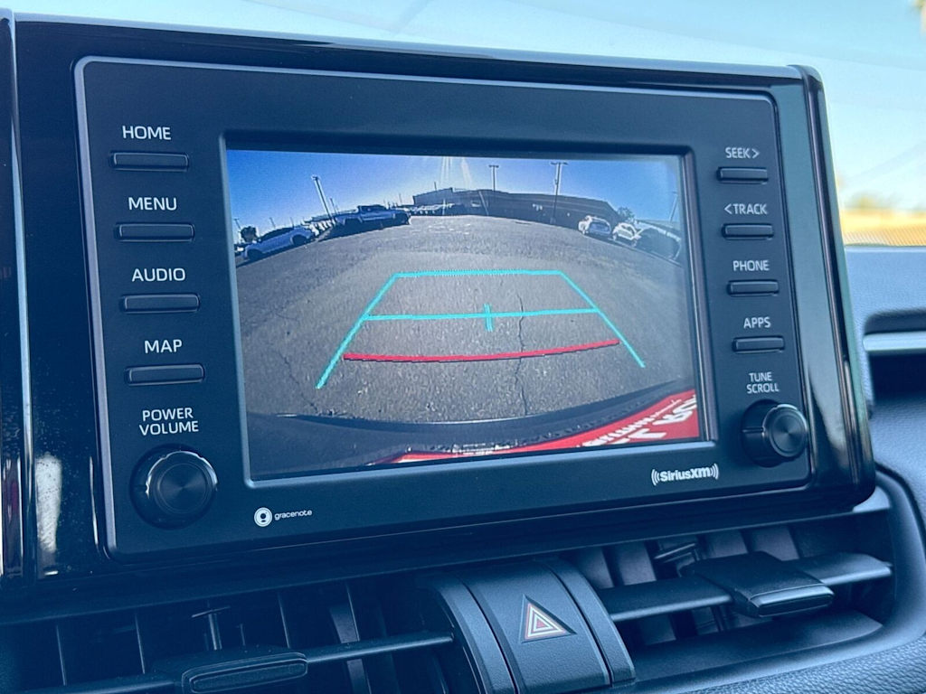 Thumbnail: 2021 Toyota RAV4 - 25