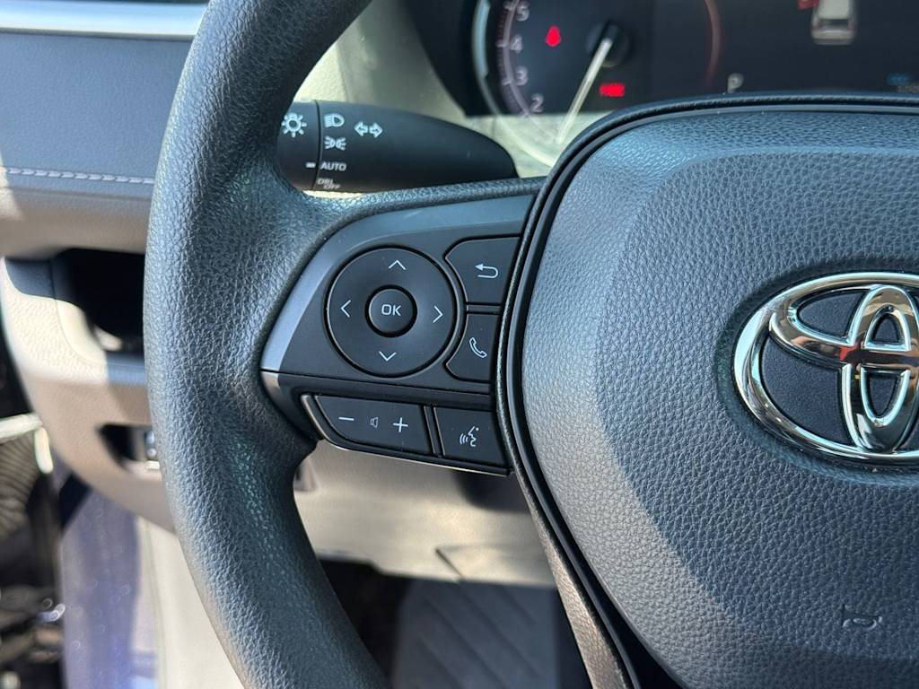 Thumbnail: 2025 Toyota RAV4 - 23
