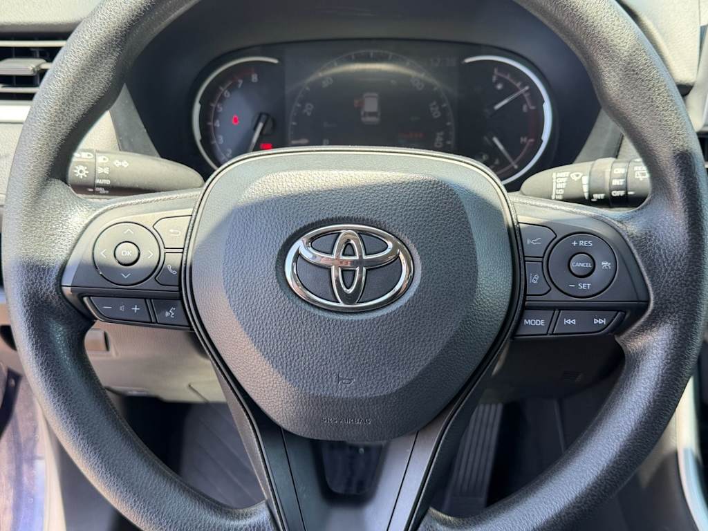 Thumbnail: 2025 Toyota RAV4 - 33