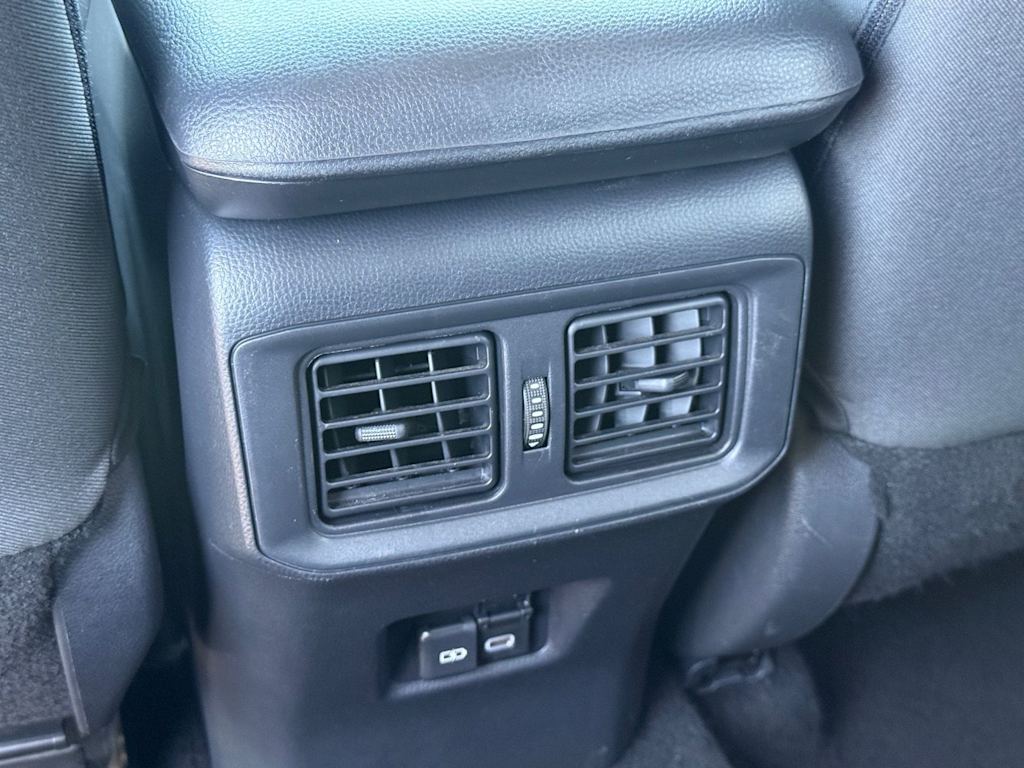 Thumbnail: 2024 Toyota RAV4 - 30