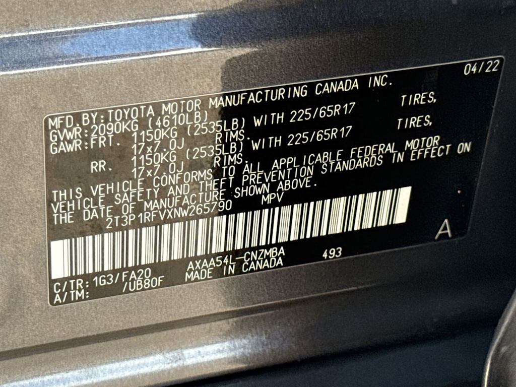 Thumbnail: 2022 Toyota RAV4 - 17