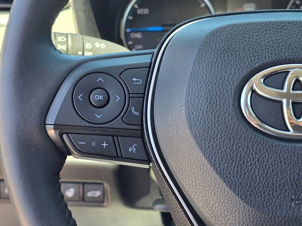 Thumbnail: 2021 Toyota RAV4 - 28