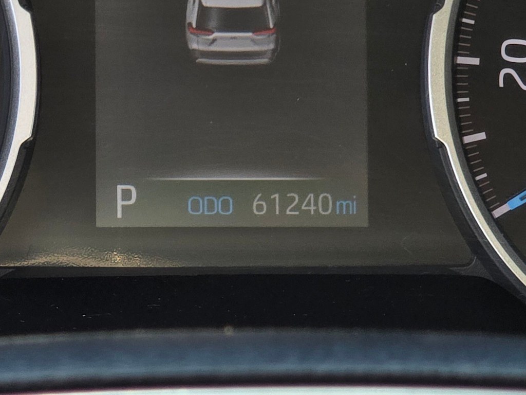 Thumbnail: 2021 Toyota RAV4 - 30