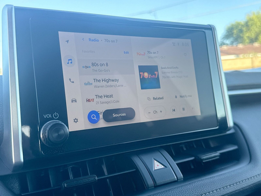 Thumbnail: 2024 Toyota RAV4 - 15