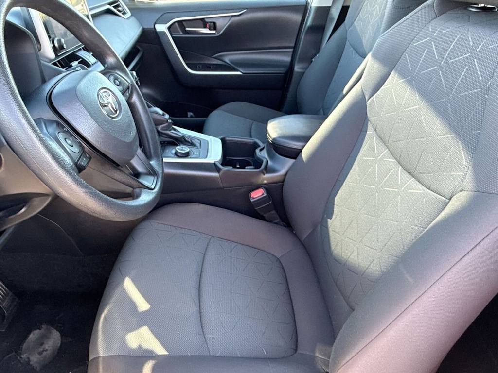 Thumbnail: 2024 Toyota RAV4 - 11